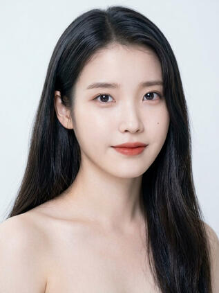LEE JIEUN