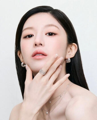 GO YOUNJUNG