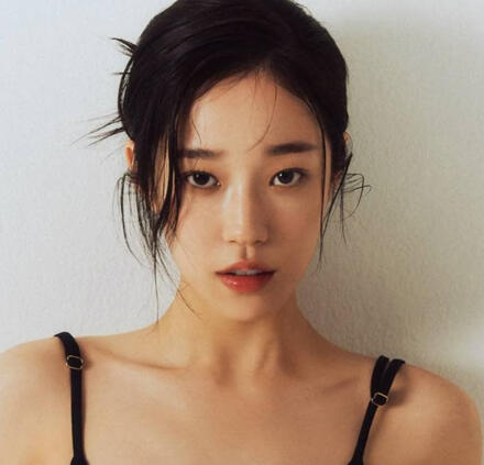 ROH YOONSEO